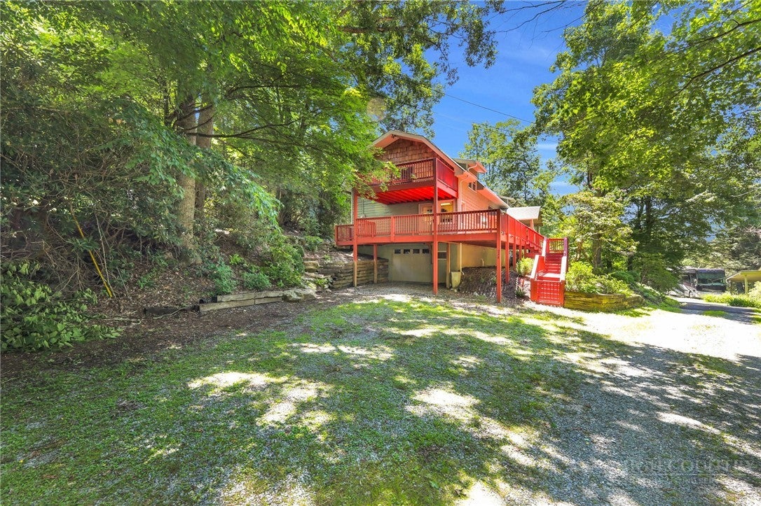 188 Holly Lane