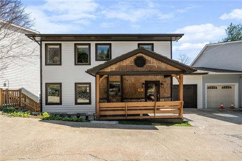 Photo of 187 Pine Village Vlg #5, Blowing Rock, NC 28605 (MLS # 261112)