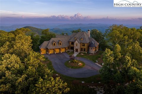 Photo of 6811 Reynolds Parkway, Boone, NC 28607 (MLS # 242909)