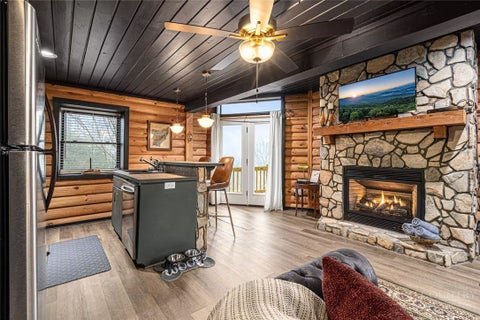 Photo of 232/246 Copper Springs Drive, Boone, NC 28607 (MLS # 264372)