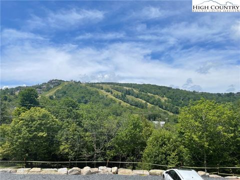 A home in Beech Mountain