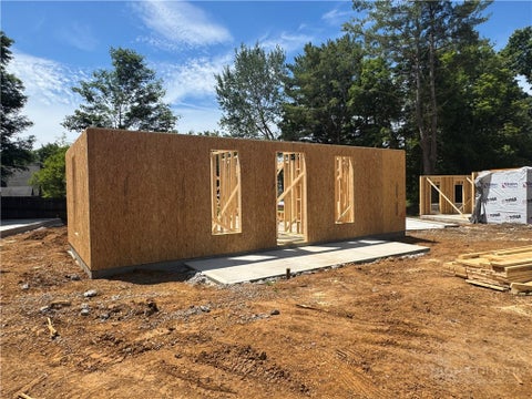 Photo of 2 North Jefferson Avenue, West Jefferson, NC 28694 (MLS # 262149)