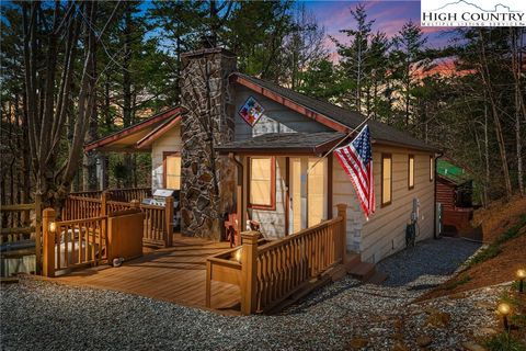 Photo of 112 Mountain Ivy Lane #5, Boone, NC 28607 (MLS # 254808)