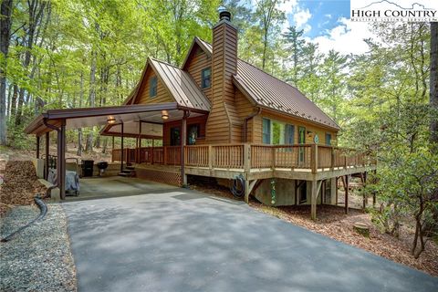 Photo of 358 Bear Ridge Trail, Fleetwood, NC 28626 (MLS # 255512)