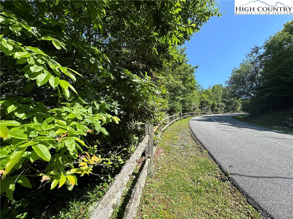 Boone, North Carolina 28607, United States, ,Land,Active,216897