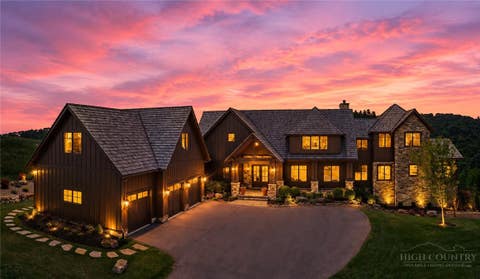 Photo of 864 Thunderhill Trail, Blowing Rock, NC 28605 (MLS # 263272)
