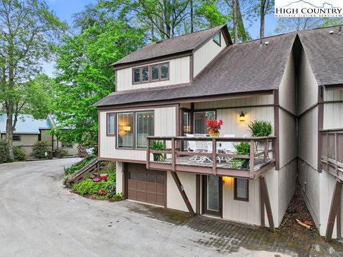 Photo of 1317 Sugar Mountain Drive #M-54, Sugar Mountain, NC 28604 (MLS # 255919)