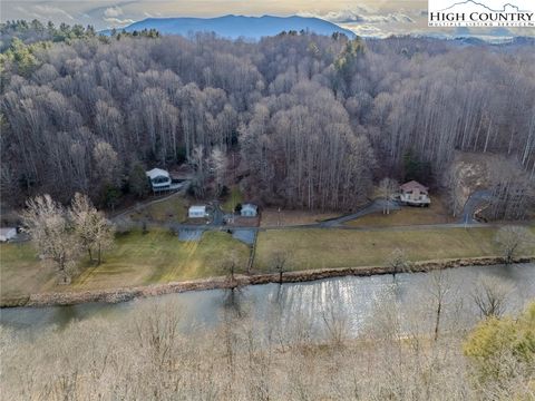 Photo of 8 and 9 Haven Ridge Road, Lansing, NC 28643 (MLS # 258003)