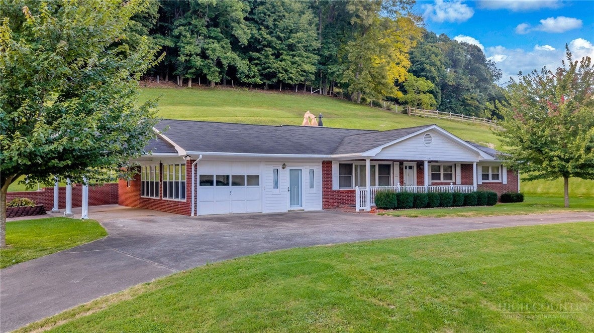 1151 Buck Mountain Circle