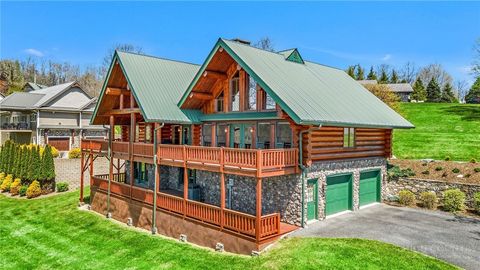 Photo of 114 Elk Crossing Drive, Todd, NC 28684 (MLS # 261312)