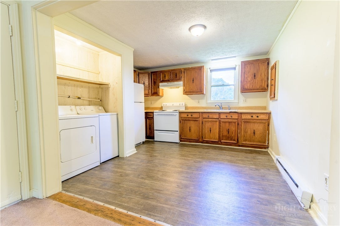 157 Stoneybrook Court C6