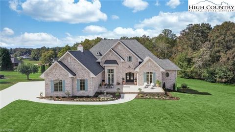 Photo of 202 Canterbury Drive, North Wilkesboro, NC 28659 (MLS # 258485)