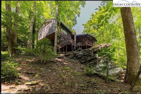 Photo of 1612 Fall Creek Road, Purlear, NC 28665 (MLS # 256663)