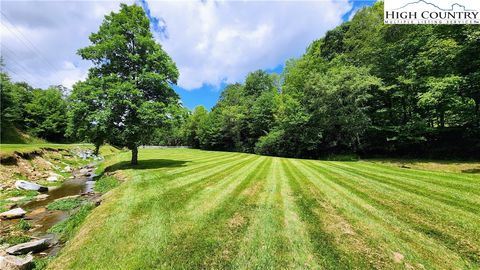Photo of Lot 1 Horseshoe Creek Road, Banner Elk, NC 28604 (MLS # 256853)