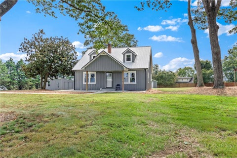 Photo of 4752 W Old US 421 Highway, Hamptonville, NC 27020 (MLS # 264367)