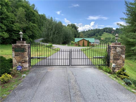 Photo of Lot 32 Waterstone Drive, Boone, NC 28607 (MLS # 263720)