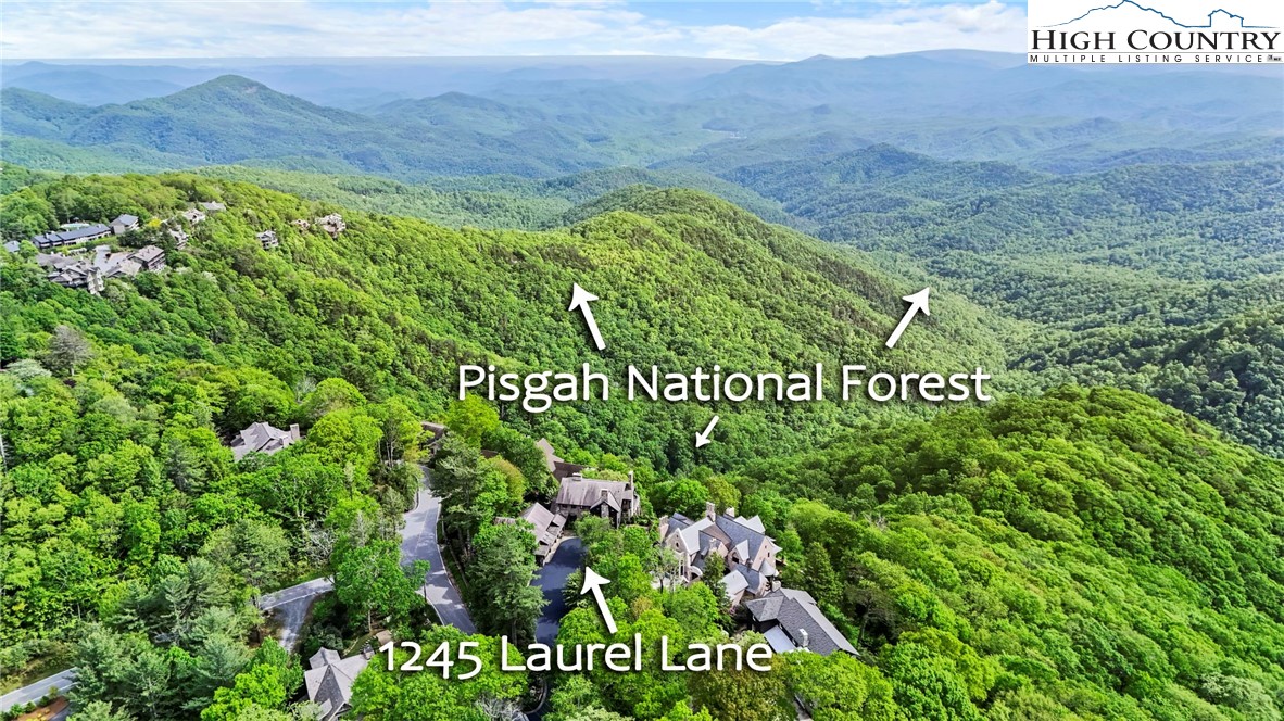 Blowing Rock, North Carolina 28605, United States, 4 Bedrooms Bedrooms, ,5 BathroomsBathrooms,Residential,Active,138763