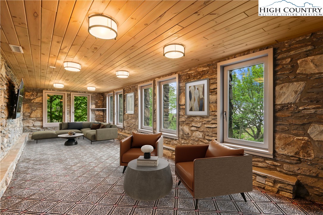 Blowing Rock, North Carolina 28605, United States, 4 Bedrooms Bedrooms, ,5 BathroomsBathrooms,Residential,Active,138763