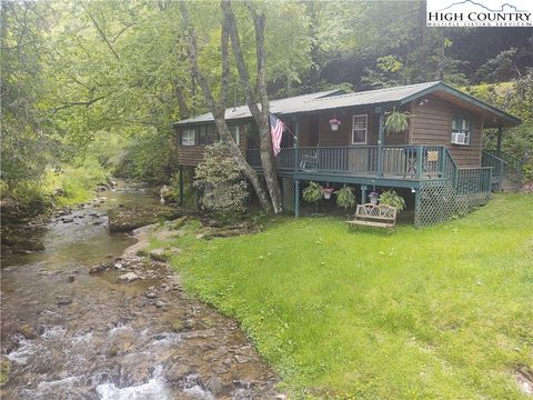 Photo of 124 Holiday Hills Road, Boone, NC 28607 (MLS # 243655)