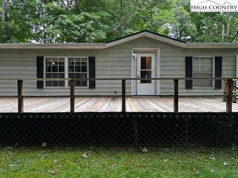 Photo of 1426 Rainbow Trail, Boone, NC 28607 (MLS # 244466)