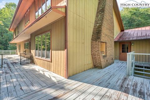 Photo of 358 Devonwood Drive, Boone, NC 28607 (MLS # 257676)