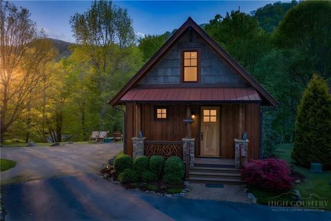 Photo of 21 River Sound Drive #3, Banner Elk, NC 28604 (MLS # 261724)
