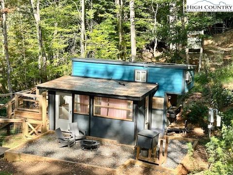 Photo of 241 Mountain Shadows Road, Jefferson, NC 28640 (MLS # 258353)