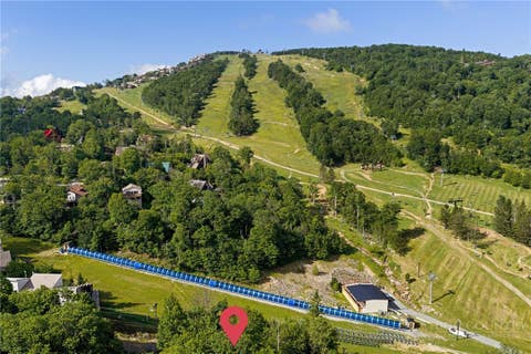 Photo of 107 Wedling Weg, Beech Mountain, NC 28604 (MLS # 263061)