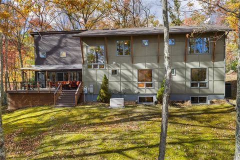 Photo of 351 Seasons Drive, Vilas, NC 28692 (MLS # 261939)
