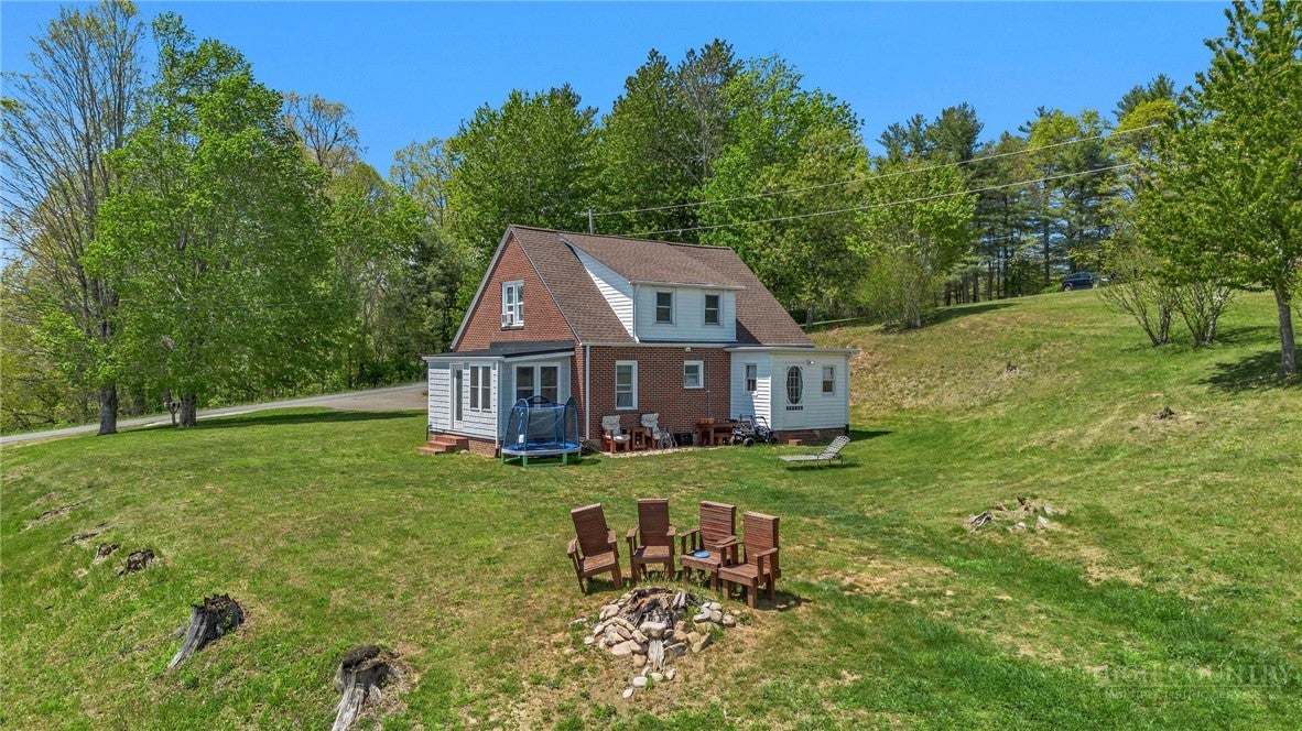 1607 Will Vannoy Road