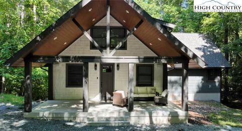 Photo of 115 Black Birch Lane, Beech Mountain, NC 28604 (MLS # 258254)
