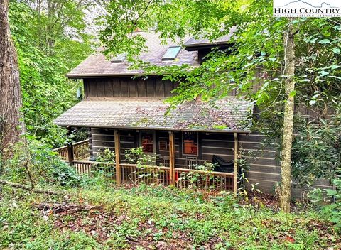Photo of 414 Timber Lakes Drive, Todd, NC 28684 (MLS # 257805)