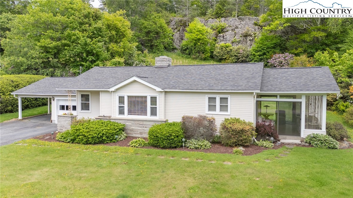 Newland, North Carolina 28657, United States, 2 Bedrooms Bedrooms, ,2 BathroomsBathrooms,Residential,Active,143878