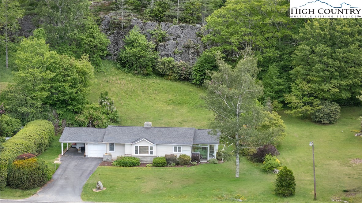 Newland, North Carolina 28657, United States, 2 Bedrooms Bedrooms, ,2 BathroomsBathrooms,Residential,Active,143878