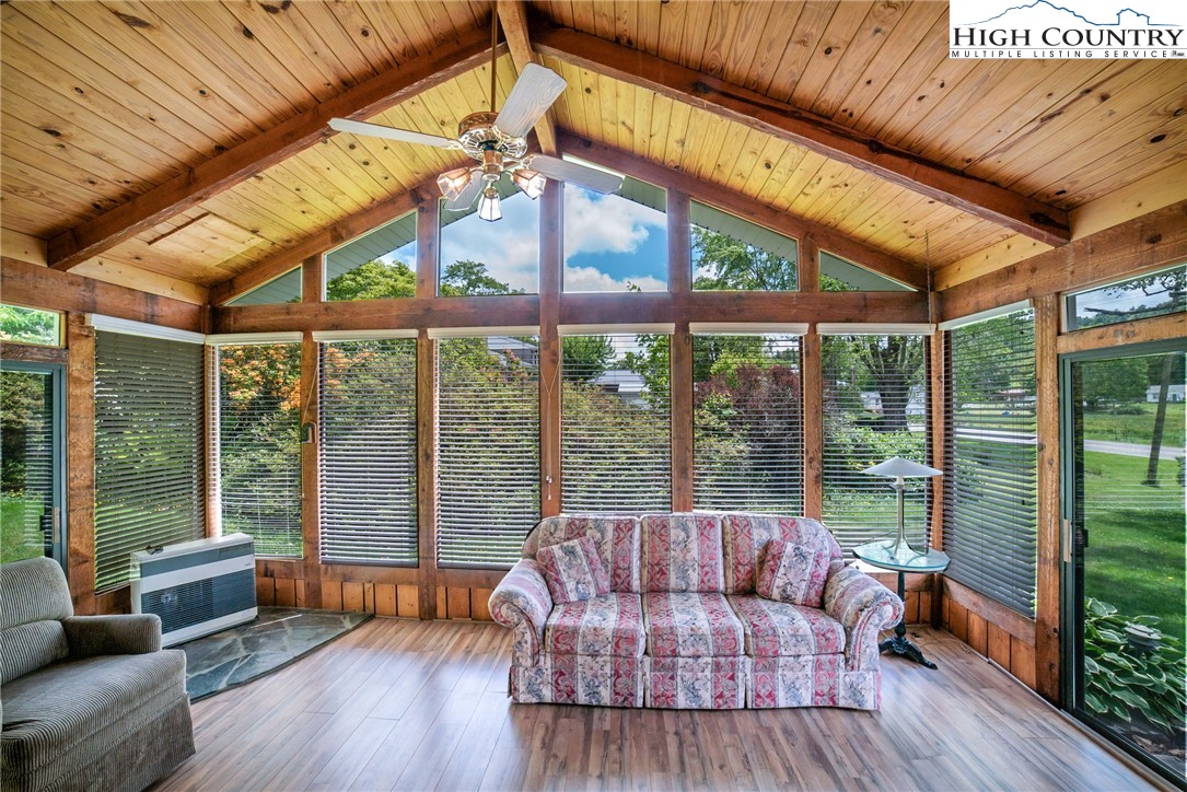 Newland, North Carolina 28657, United States, 2 Bedrooms Bedrooms, ,2 BathroomsBathrooms,Residential,Active,143878