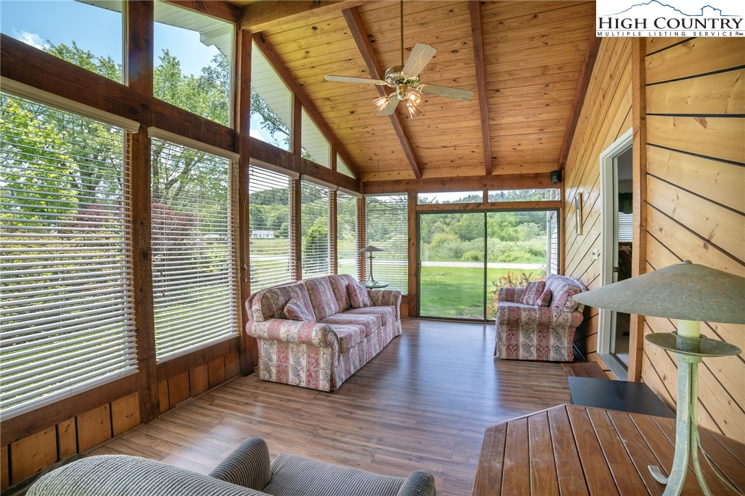 Newland, North Carolina 28657, United States, 2 Bedrooms Bedrooms, ,2 BathroomsBathrooms,Residential,Active,143878