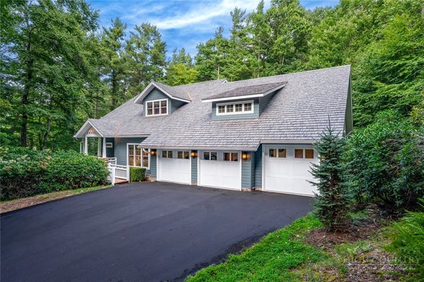 262 HIGH RIDGE LN, BLOWING ROCK, NC 28605 - Image fd5c8a6b1cd2c5ff202678ba7456acde/2732602611
