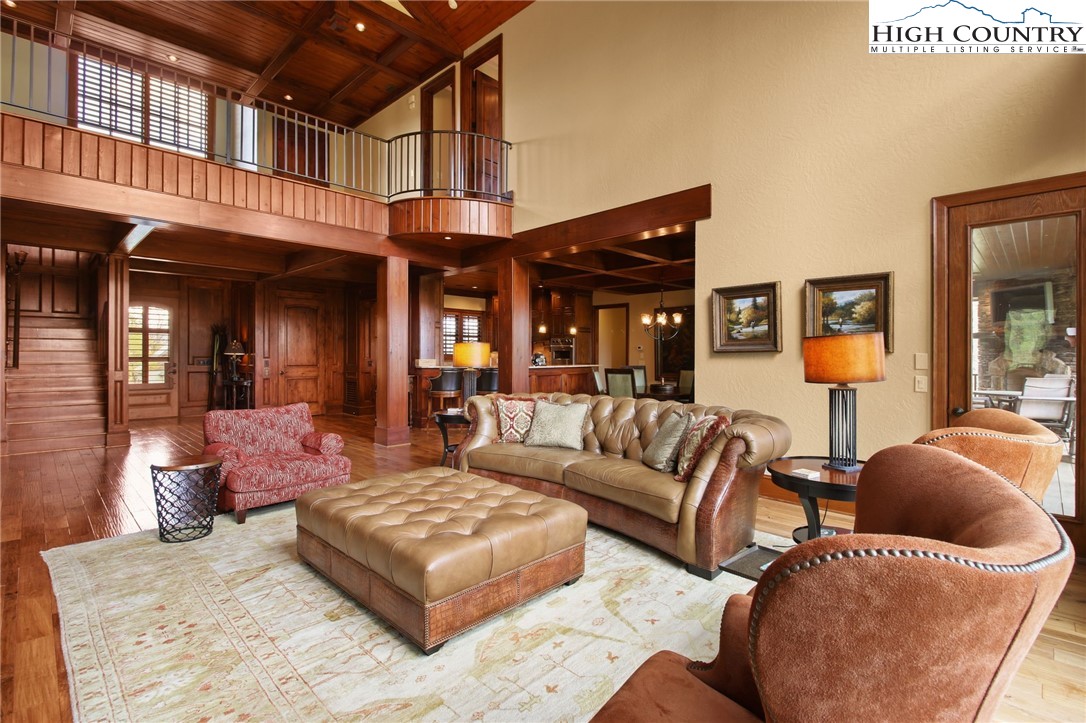 Blowing Rock, North Carolina 28605, United States, 6 Bedrooms Bedrooms, ,7 BathroomsBathrooms,Residential,Active,130915