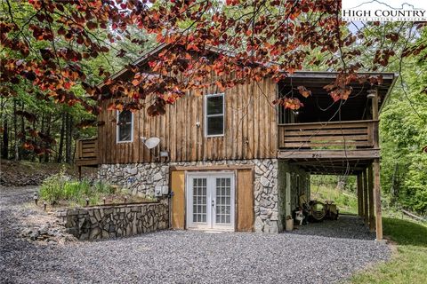 Photo of 284 Howell Road, Lansing, NC 28643 (MLS # 255235)