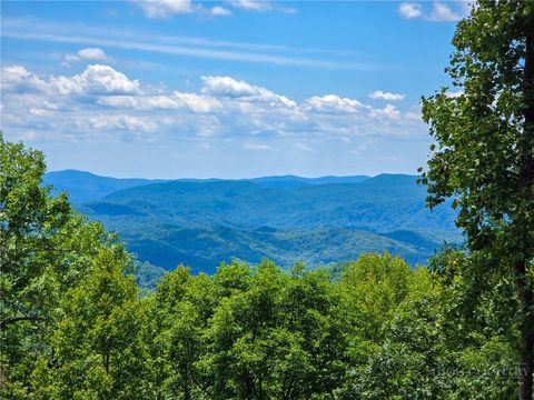 Vacant Land For Sale - LOT 121 Wildcat Wilderness Parkway<br/> Avery County, Deep Gap, NC 28618
