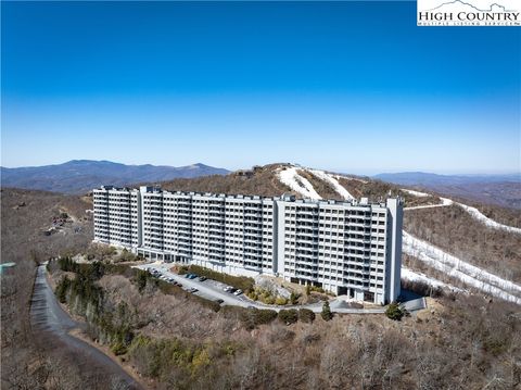 Photo of 303 Sugar Top Drive #8-2812, Sugar Mountain, NC 28604 (MLS # 256971)