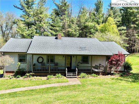 Photo of 600 Northridge Drive, Boone, NC 28607 (MLS # 242848)