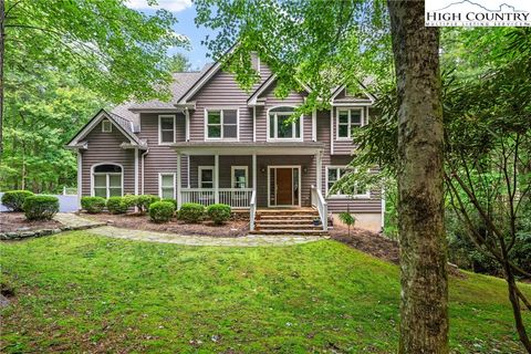 Photo of 255 High Ridge Lane, Blowing Rock, NC 28605 (MLS # 256032) Photo of 255 High Ridge Lane, Blowing Rock, NC 28605 (MLS # 256032)