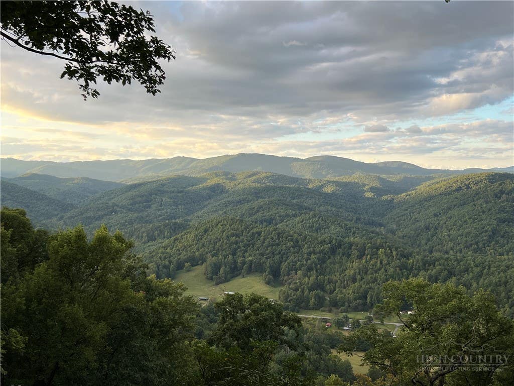 Photo of 345 Chalk Dust Trail, Purlear, NC 28665 (MLS # 263781)