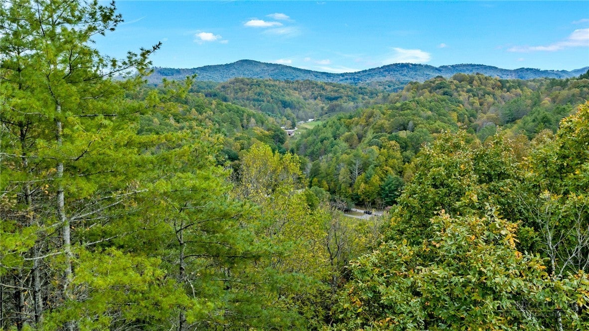 8 and 9 Haven Ridge Road