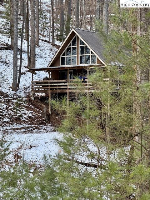 Photo of 419 Saddle Lane, Deep Gap, NC 28618 (MLS # 253365)