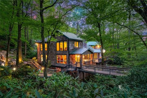 Photo of 220 Cobble Creek Lane, Boone, NC 28607 (MLS # 261476)
