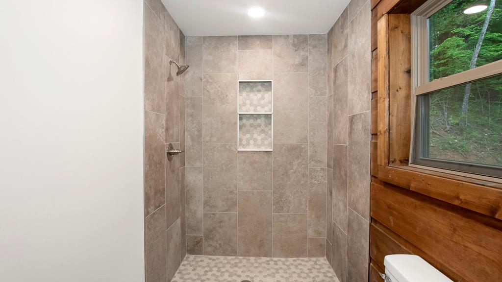324 Golden Eagle Drive, MURPHY, North Carolina image 22