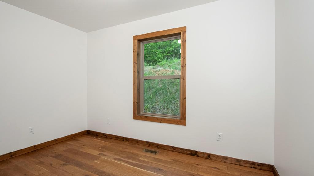 324 Golden Eagle Drive, MURPHY, North Carolina image 26