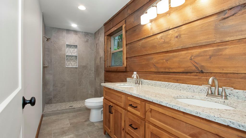 324 Golden Eagle Drive, MURPHY, North Carolina image 21